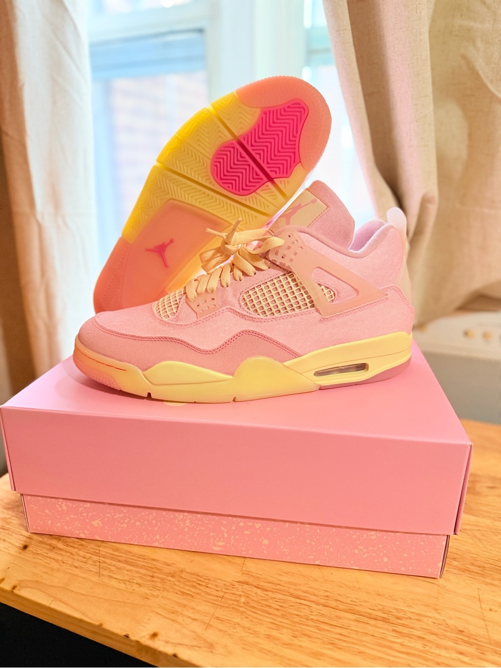 Air jordan retro 4 pearl pink and iced out carmine size 12.5 - Picture 5 of 15